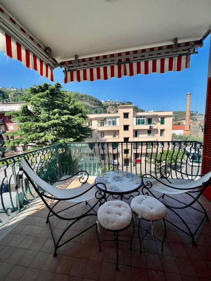 Short-Lets D33, Part Of The House Is Available For Short-Term Rentals In Sorrento Center Dış mekan fotoğraf